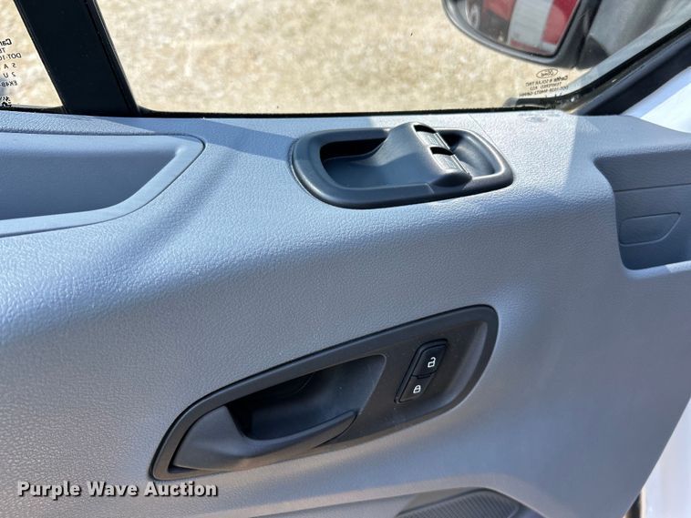 image for item EK4371 2016 Ford Transit 350 XLT van