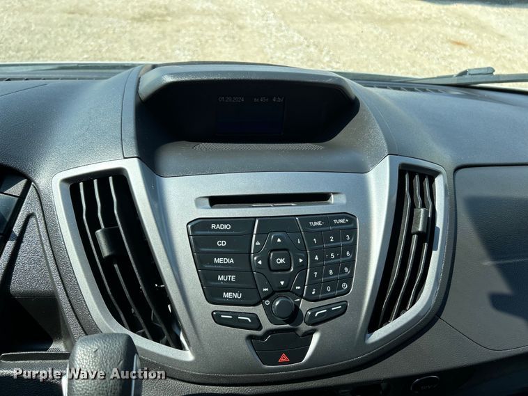 image for item EK4371 2016 Ford Transit 350 XLT van