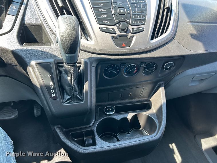 image for item EK4371 2016 Ford Transit 350 XLT van