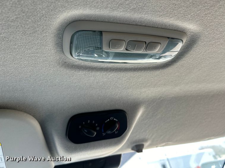 image for item EK4371 2016 Ford Transit 350 XLT van