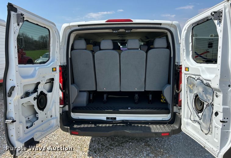 image for item EK4371 2016 Ford Transit 350 XLT van