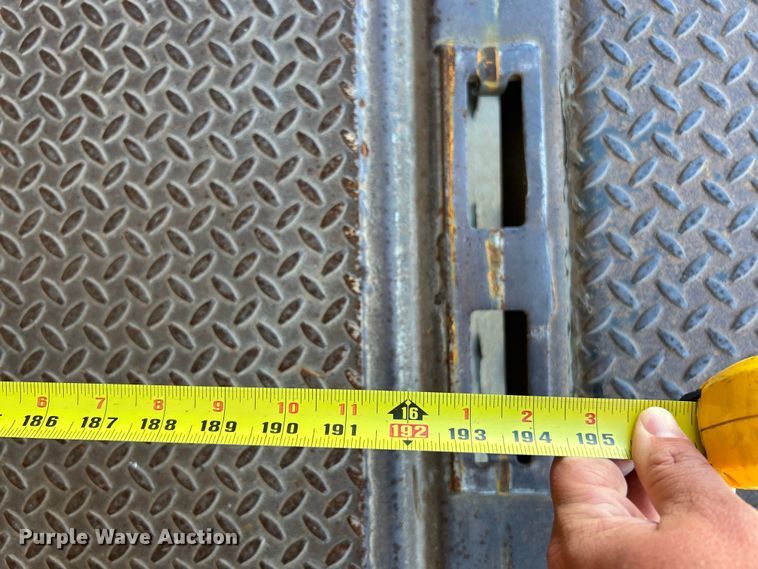 image for item EK4772 2003 Chevrolet C6500 box truck