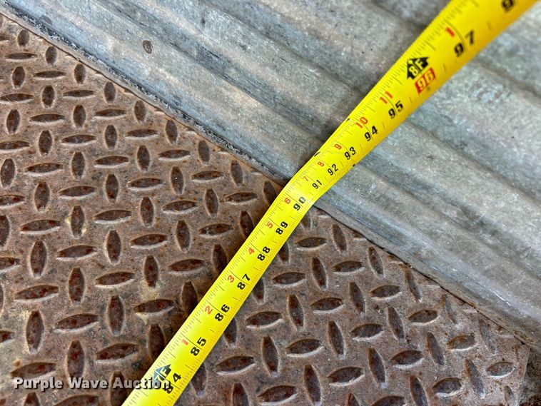 image for item EK4772 2003 Chevrolet C6500 box truck