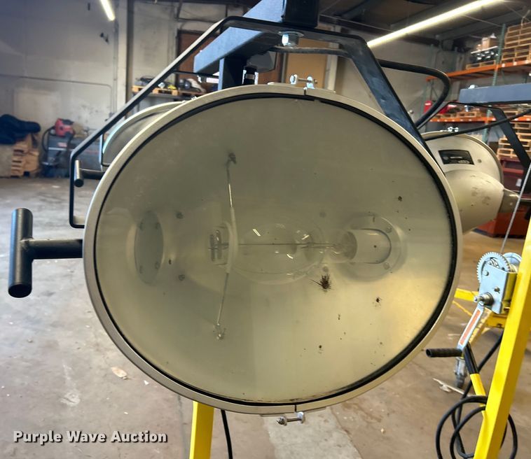 image for item EK4814 (3) CEP 5322 lights