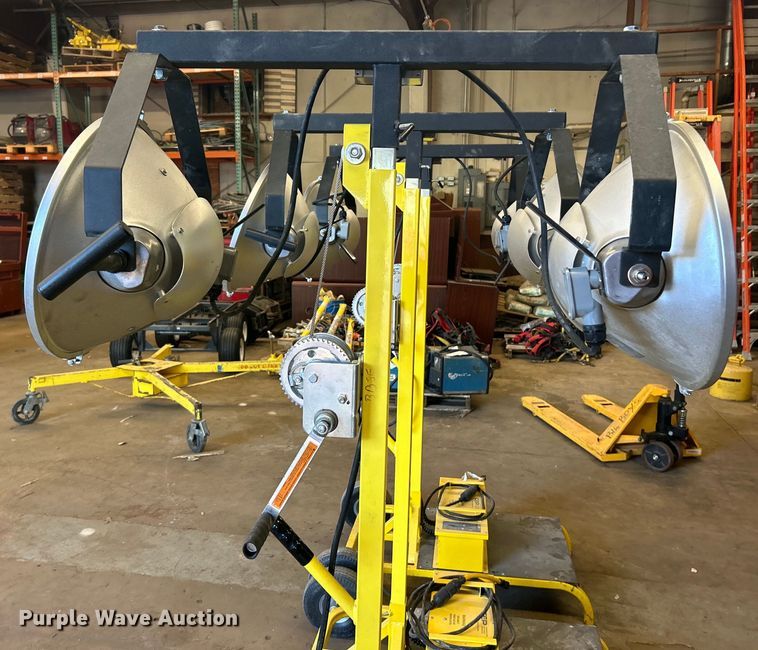 image for item EK4814 (3) CEP 5322 lights