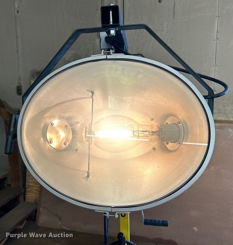 image for item EK4814 (3) CEP 5322 lights