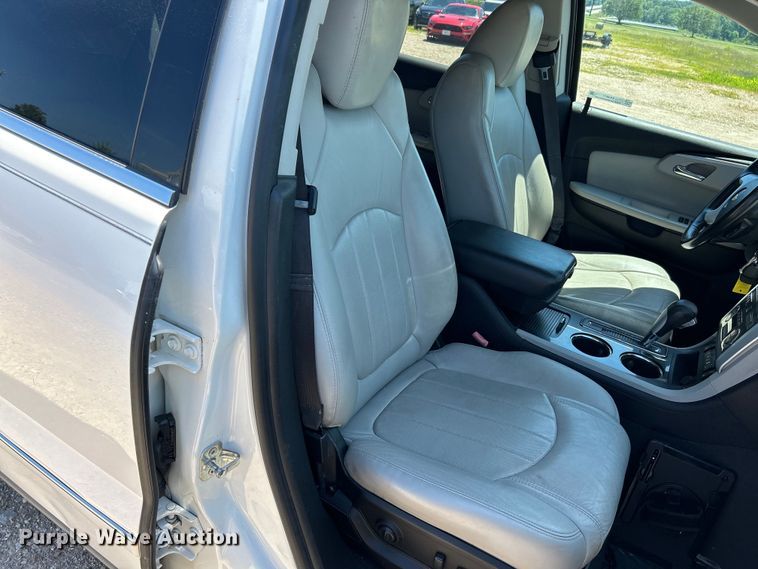 image for item EK4817 2012 Chevrolet  Traverse LTZ SUV