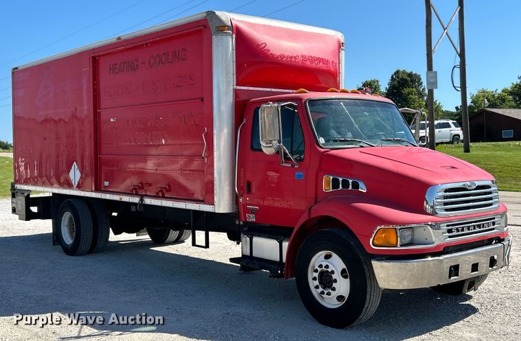 image for item EK4819 2007 Sterling Acterra box truck