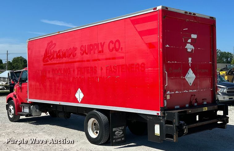 image for item EK4819 2007 Sterling Acterra box truck