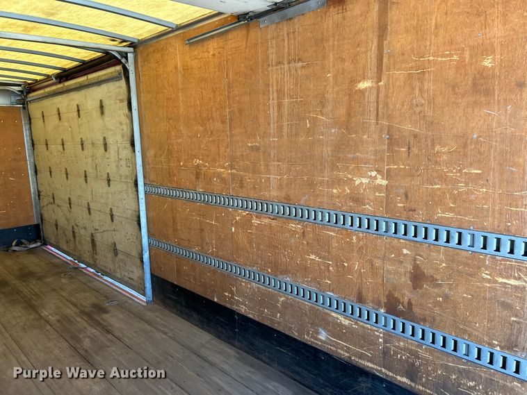 image for item EK4819 2007 Sterling Acterra box truck