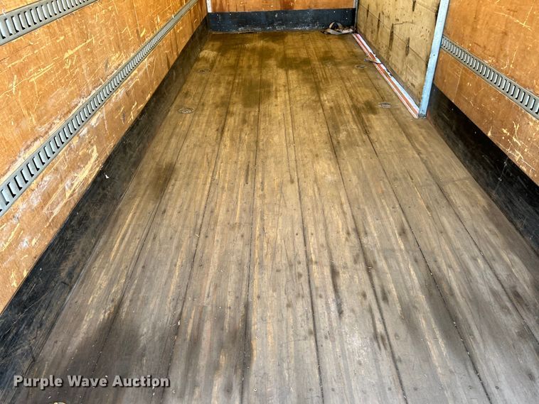 image for item EK4819 2007 Sterling Acterra box truck