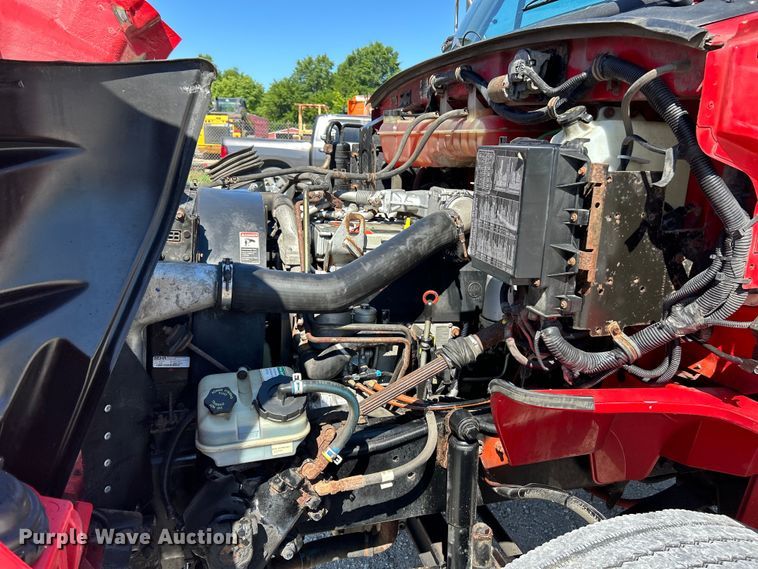 image for item EK4819 2007 Sterling Acterra box truck