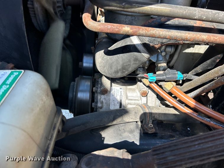 image for item EK4819 2007 Sterling Acterra box truck