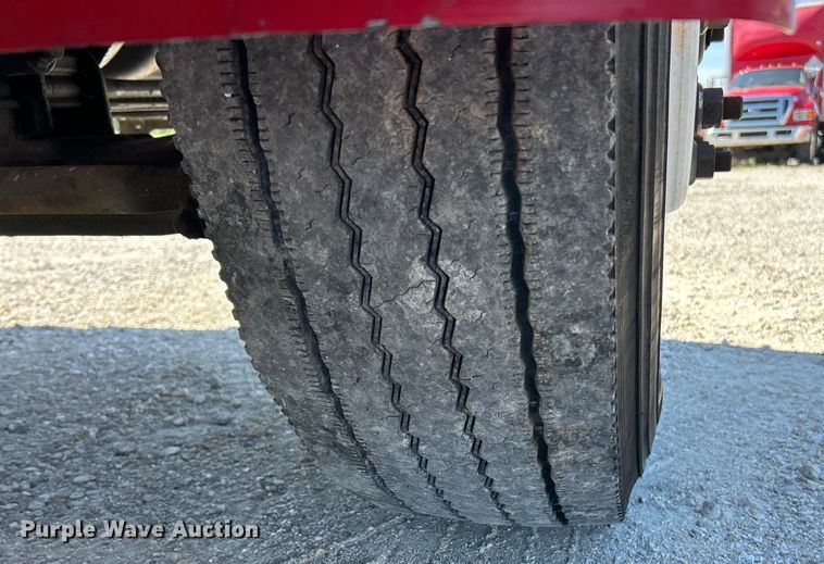 image for item EK4819 2007 Sterling Acterra box truck