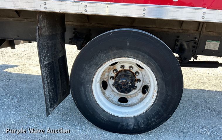 image for item EK4819 2007 Sterling Acterra box truck