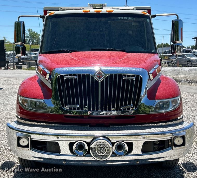 image for item EK4821 2012 International  Dura Star 4400 ambulance