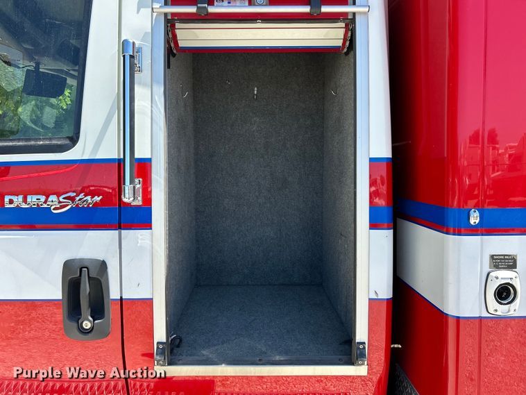 image for item EK4821 2012 International  Dura Star 4400 ambulance