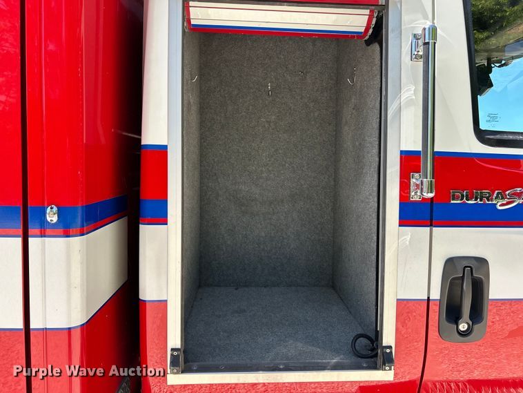 image for item EK4821 2012 International  Dura Star 4400 ambulance