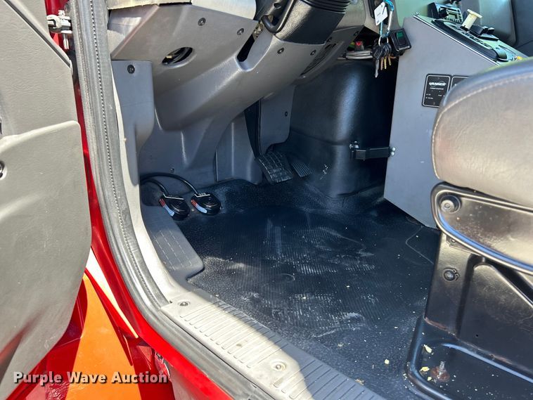 image for item EK4821 2012 International  Dura Star 4400 ambulance