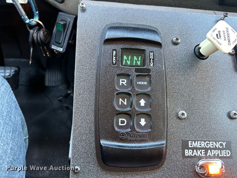 image for item EK4821 2012 International  Dura Star 4400 ambulance