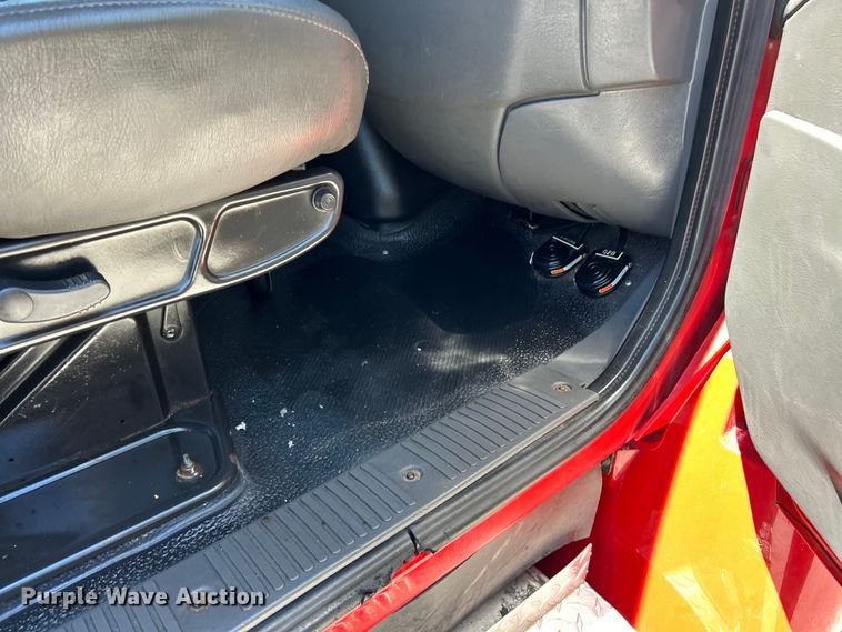 image for item EK4821 2012 International  Dura Star 4400 ambulance