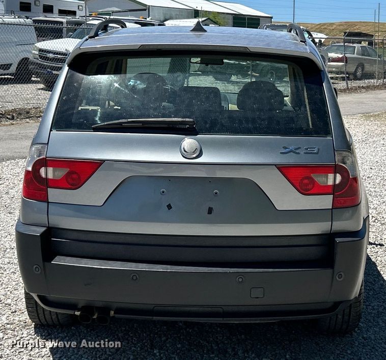 image for item EK4822 2004 BMW X3 3.0i SUV