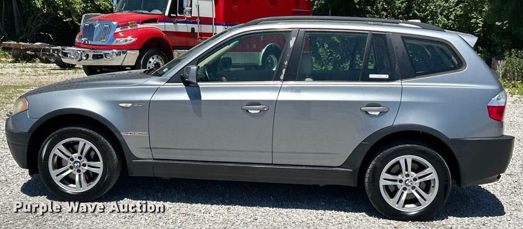image for item EK4822 2004 BMW X3 3.0i SUV