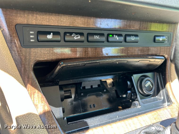 image for item EK4822 2004 BMW X3 3.0i SUV