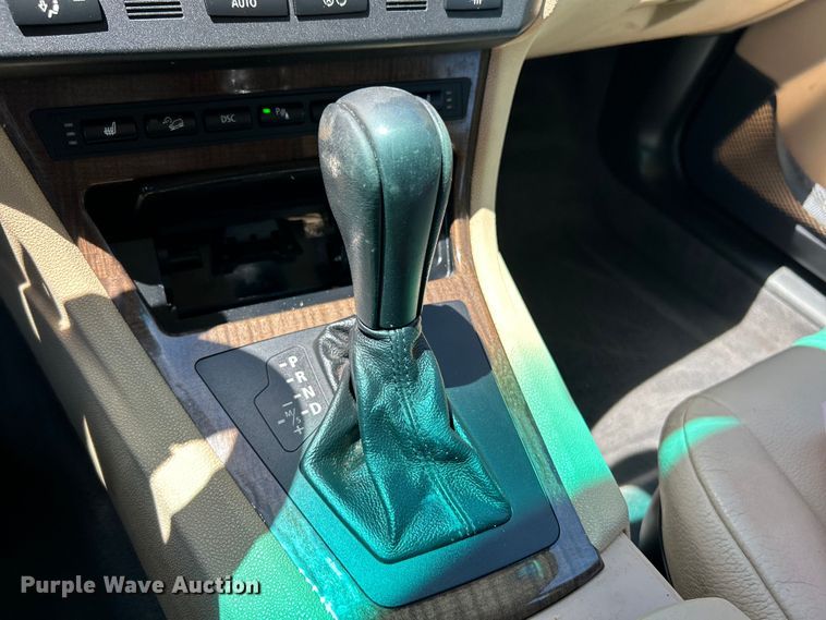 image for item EK4822 2004 BMW X3 3.0i SUV