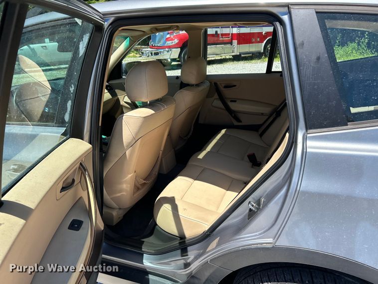 image for item EK4822 2004 BMW X3 3.0i SUV