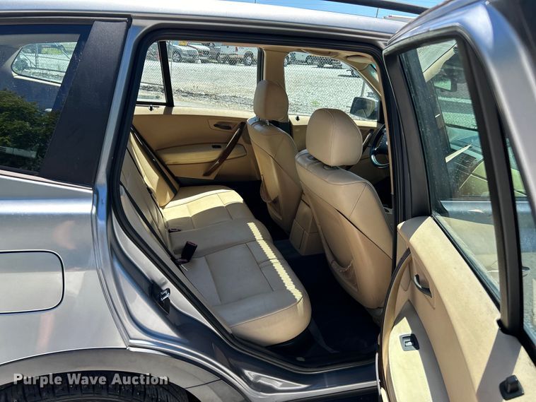 image for item EK4822 2004 BMW X3 3.0i SUV