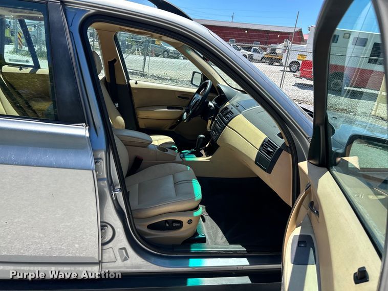 image for item EK4822 2004 BMW X3 3.0i SUV