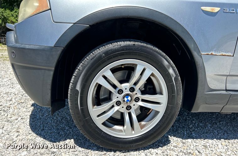 image for item EK4822 2004 BMW X3 3.0i SUV