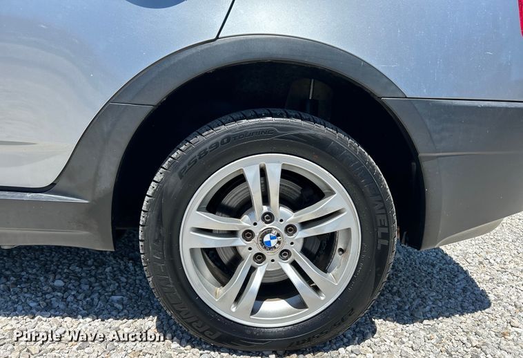 image for item EK4822 2004 BMW X3 3.0i SUV