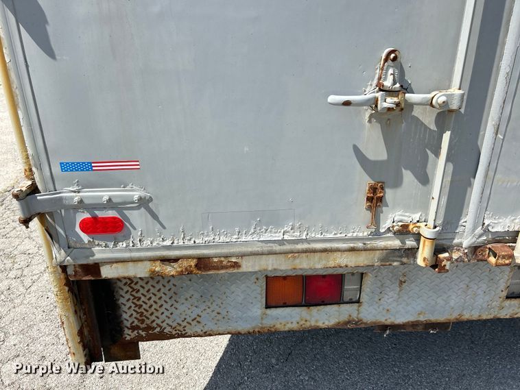 image for item EK4836 2015 Mitsubishi  Fuso FE130 box truck