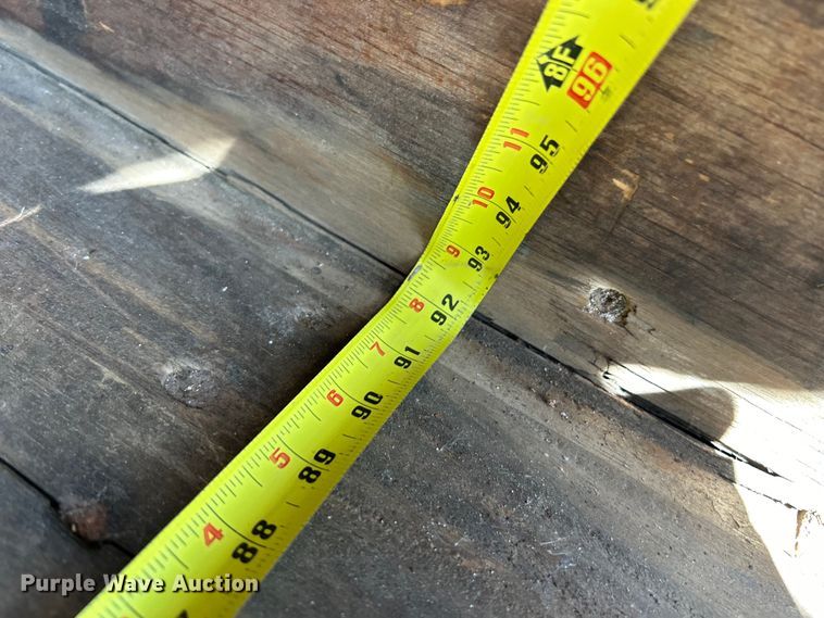 image for item EK4836 2015 Mitsubishi  Fuso FE130 box truck