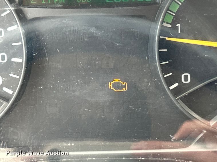 image for item EK4836 2015 Mitsubishi  Fuso FE130 box truck