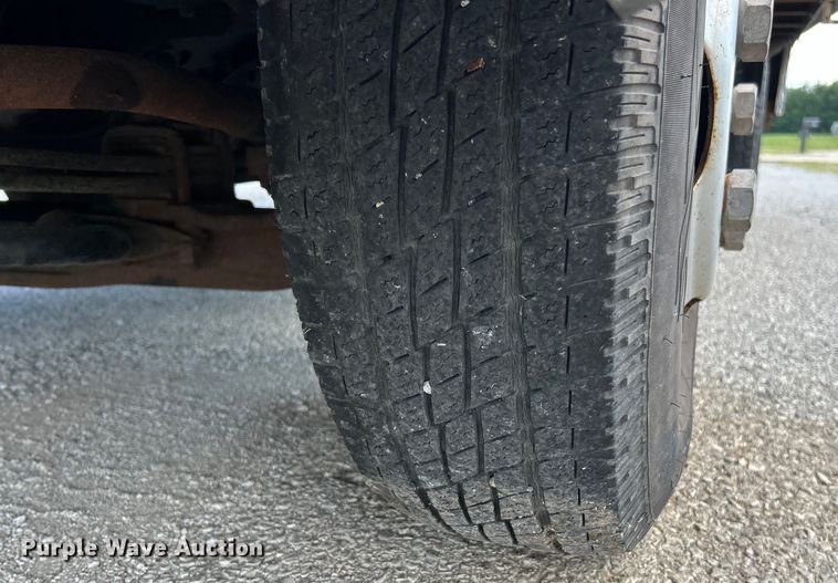 image for item EK4836 2015 Mitsubishi  Fuso FE130 box truck