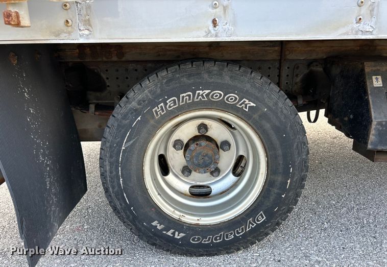 image for item EK4836 2015 Mitsubishi  Fuso FE130 box truck