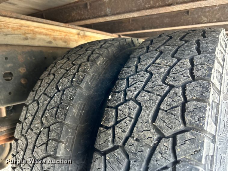 image for item EK4836 2015 Mitsubishi  Fuso FE130 box truck