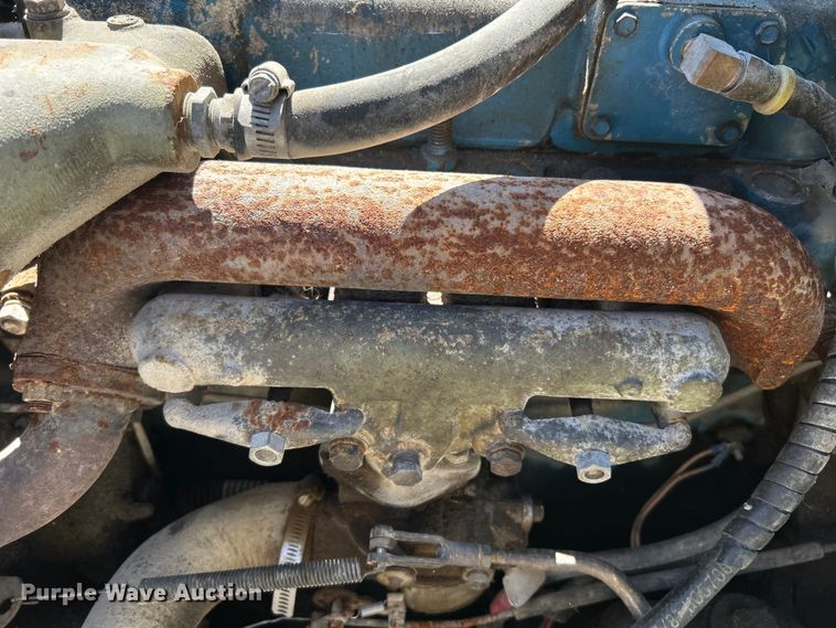 image for item EK4861 Clark forklift