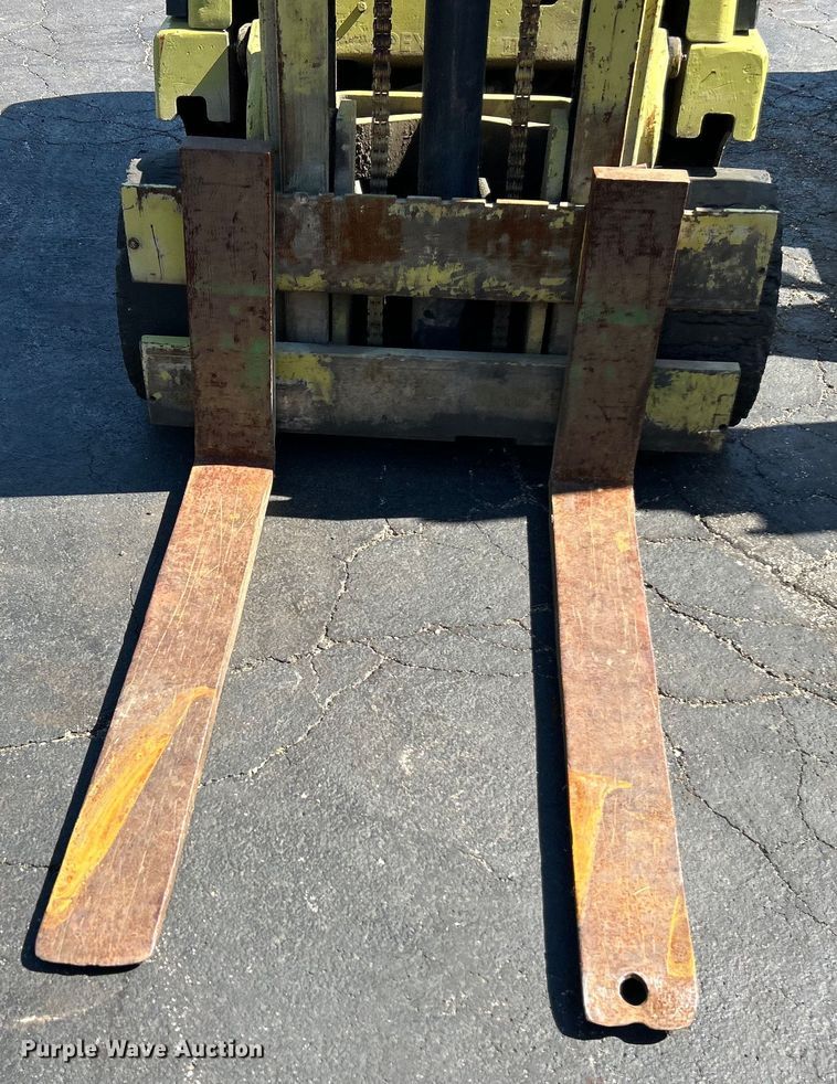 image for item EK4861 Clark forklift