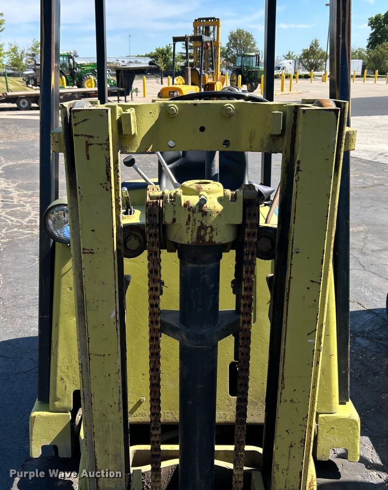 image for item EK4861 Clark forklift