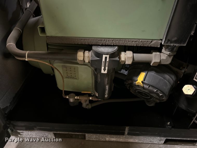 image for item EK4870 Sullair  4500 air compressor