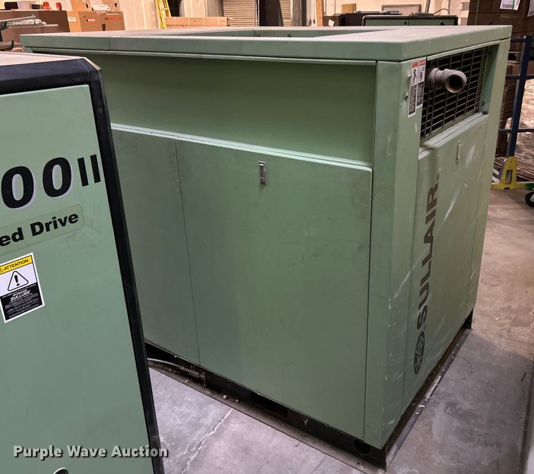 image for item EK4872 Sullair V-120 air compressor