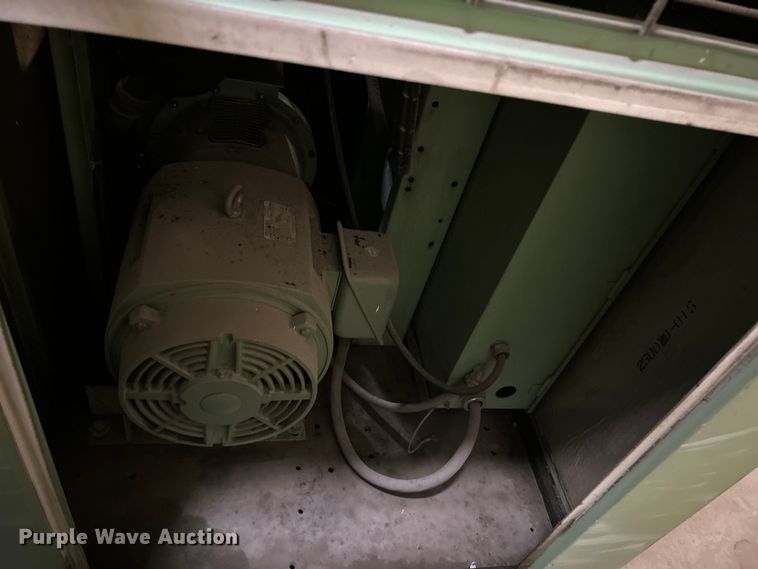 image for item EK4872 Sullair V-120 air compressor