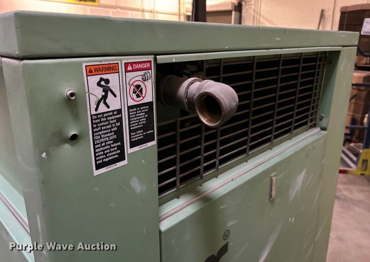 image for item EK4872 Sullair V-120 air compressor