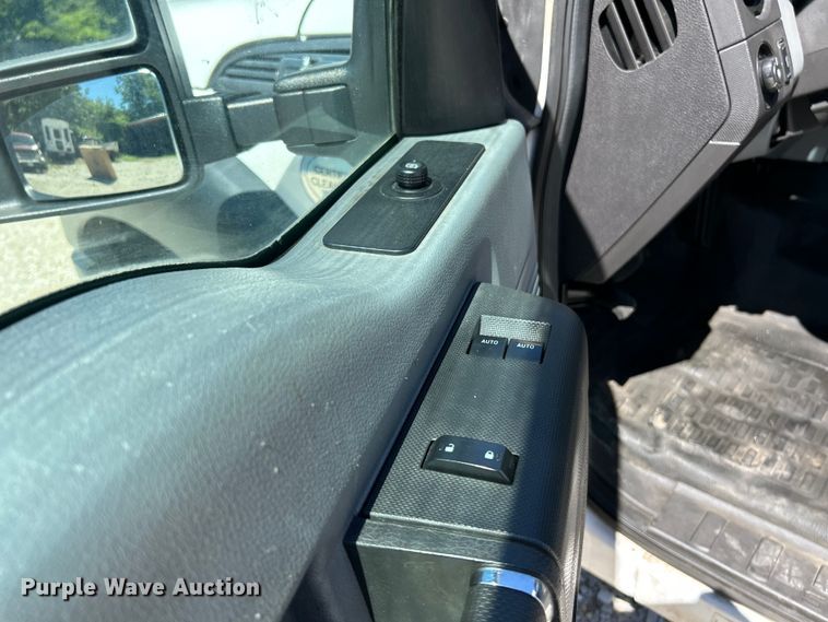 image for item EK4878 2013 Ford F450 Super Duty XL utility / service truck