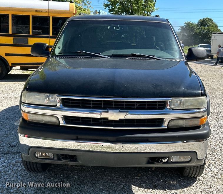 image for item EK4879 2003 Chevrolet  Suburban  SUV