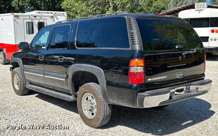 image for item EK4879 2003 Chevrolet  Suburban  SUV